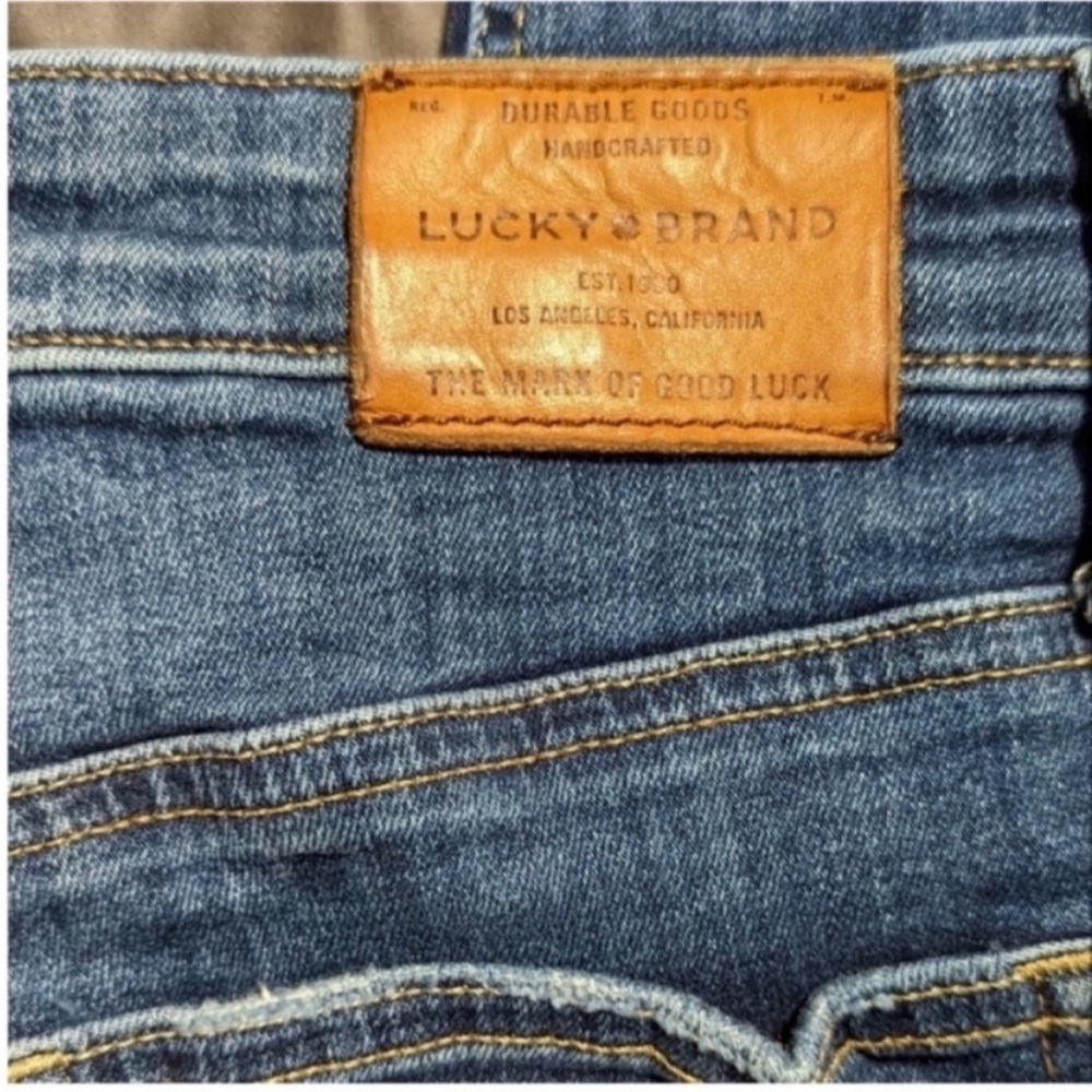 Lucky Brand Women's Light Blue Jeans - Picture 9 of 9